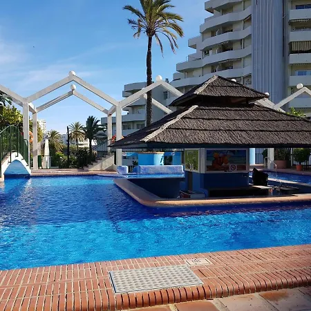 G&g Benalbeach West View Apartment